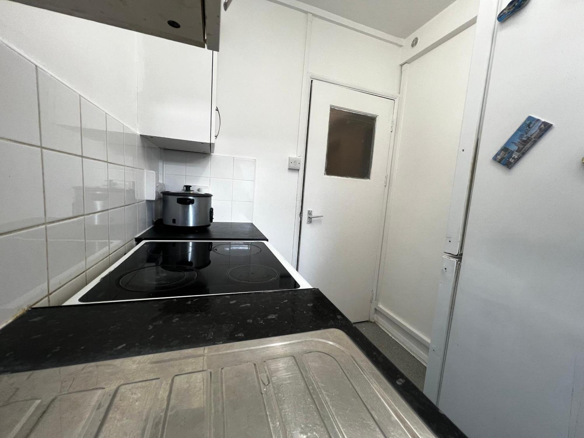 1-Bed Flat With Fast Wi-Fi In Prime Location 15Mins From Central London Exterior photo